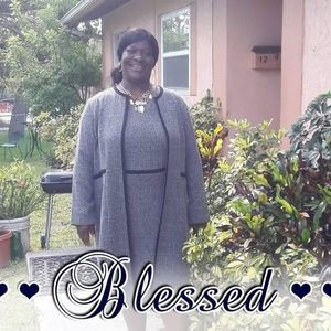 Meet your Posher, Deborah